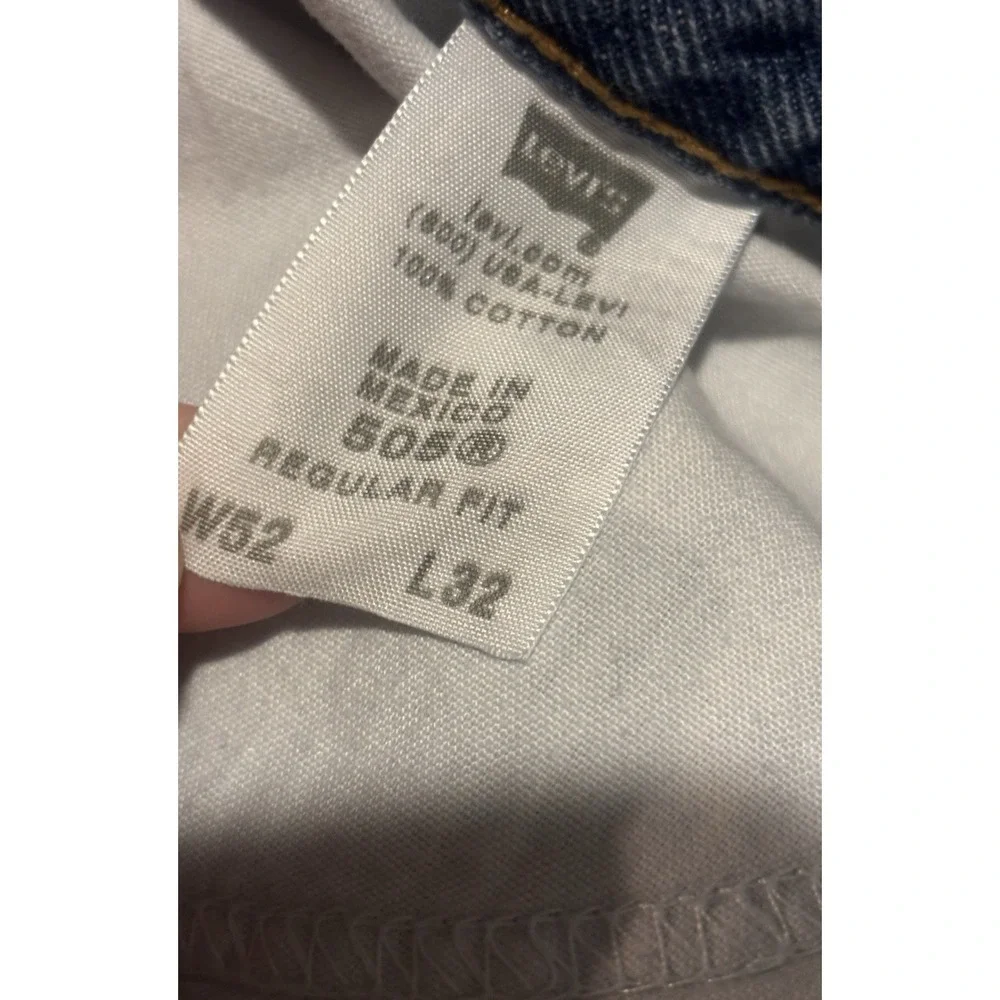 Levis tag says